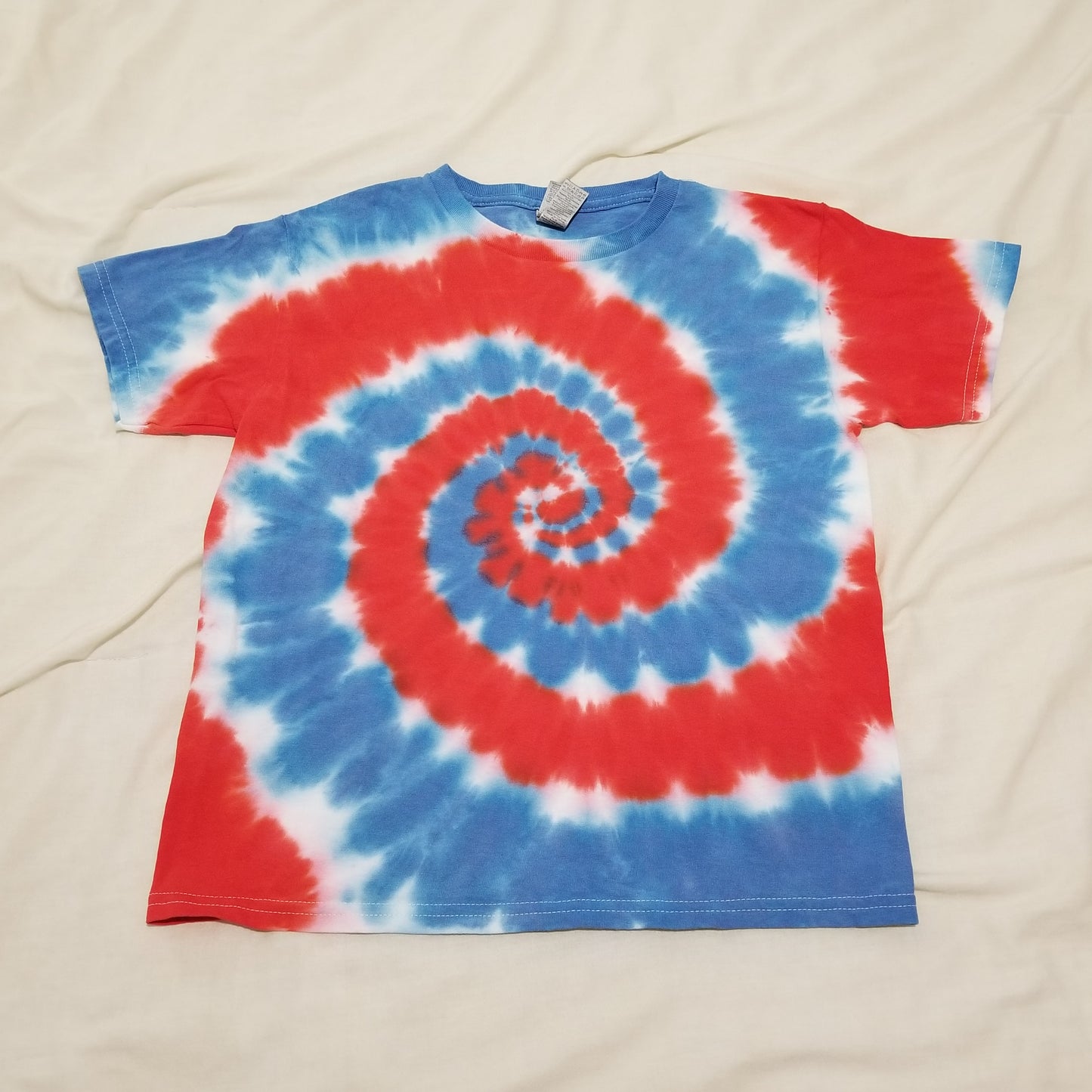 Handmade Tie Dye Red White & Blue Spiral Kid's T-Shirt Youth Size Medium M