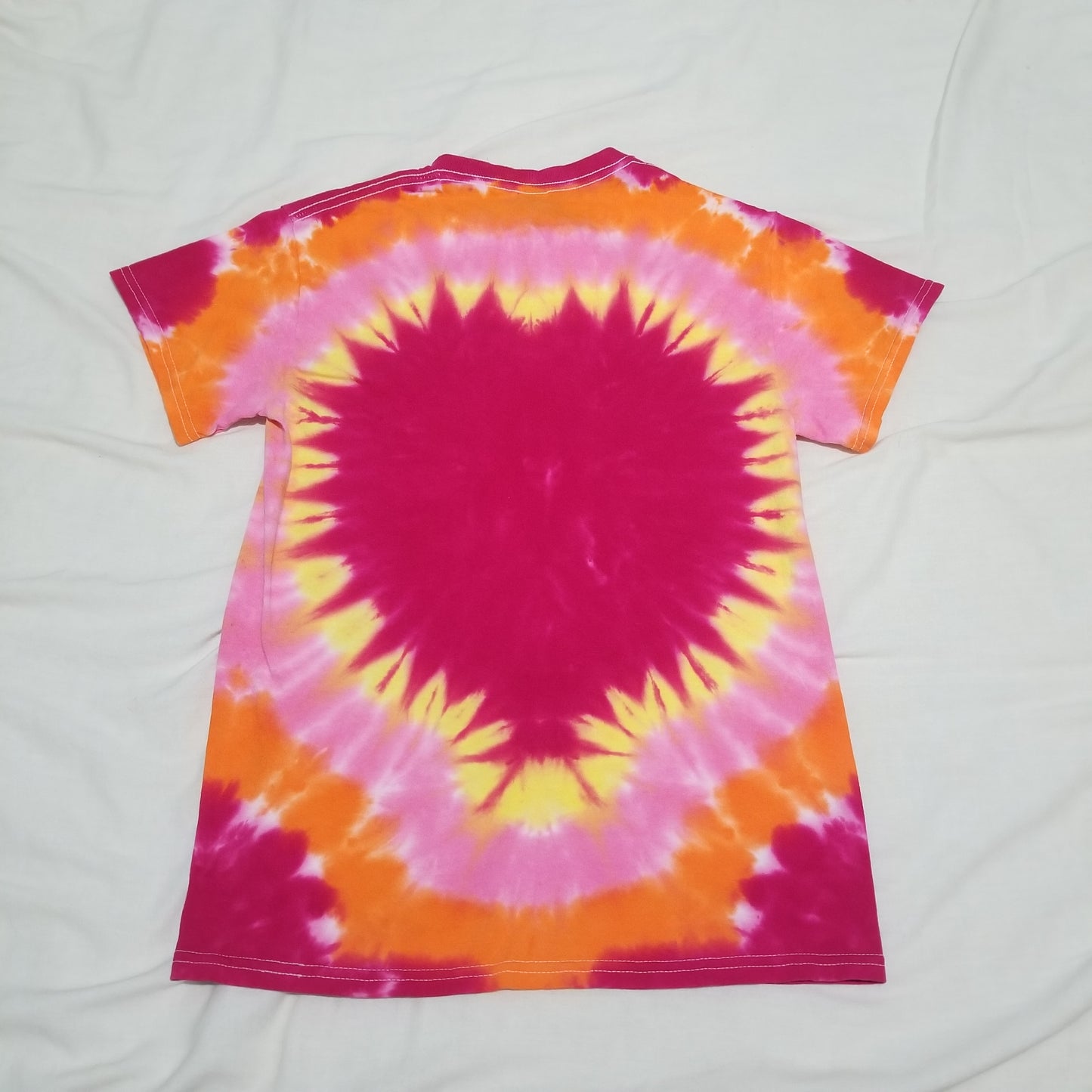 Handmade Tie Dye Big Fuchsia Heart Pink Orange & Yellow T-Shirt Size Small S