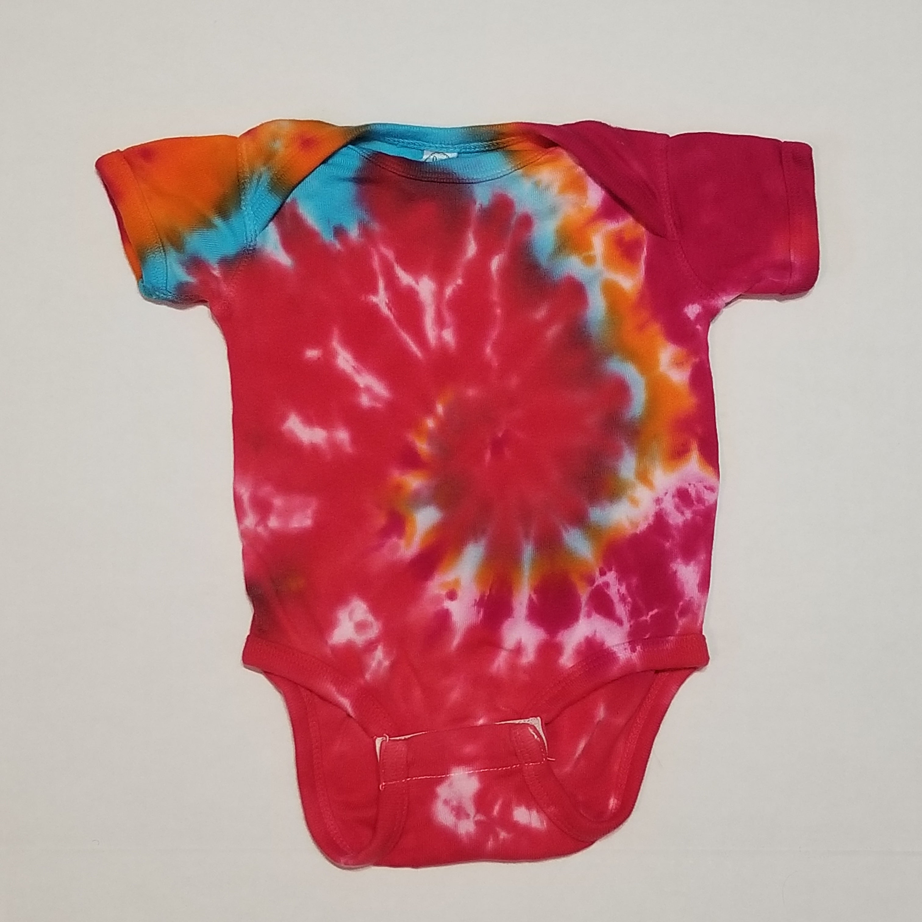 Baby tie dye onesie hot sale